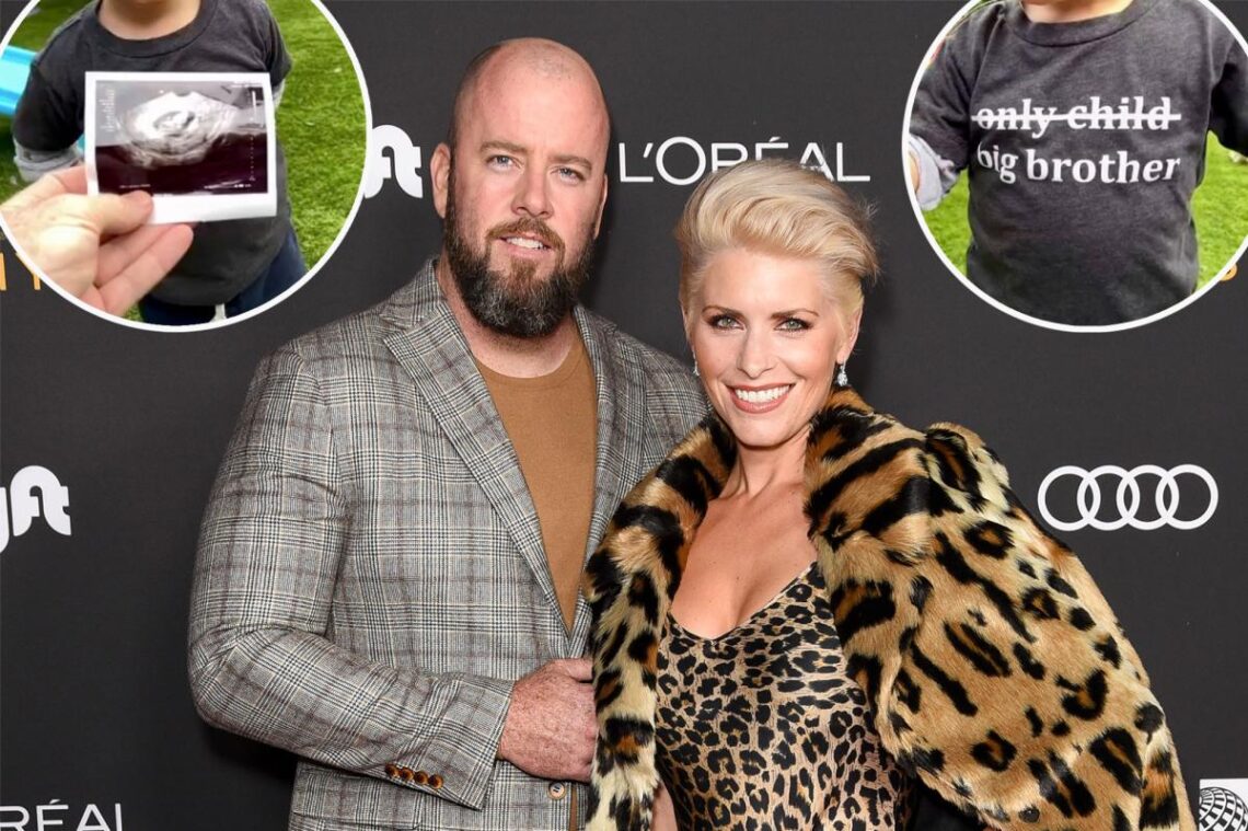‘This Is Us’ star Chris Sullivan expecting second child with wife Rachel