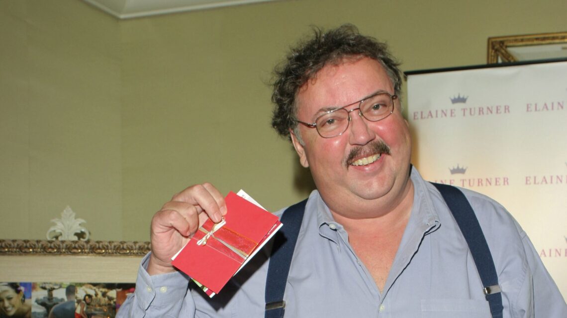 Veteran Character Actor Mike Hagerty Dead At 67