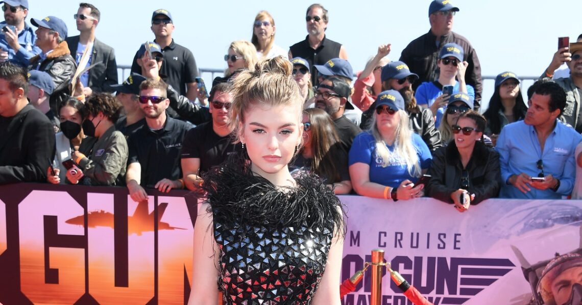 Lyliana Wray On ‘Top Gun’ & Her First Red Carpet Premiere