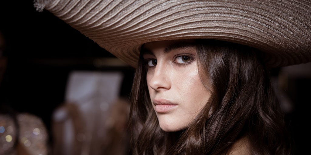 Los dermatólogos coinciden en que este es el primer paso para combatir la piel grasa