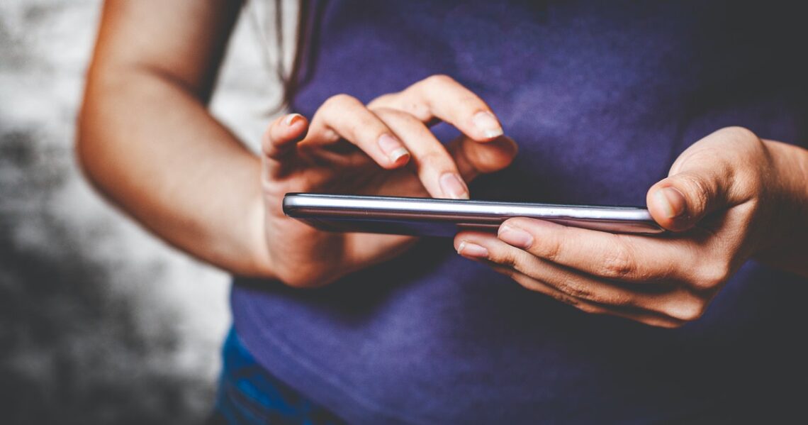 11 AAPI Beauty Pros and Creators You Should Follow Right Now