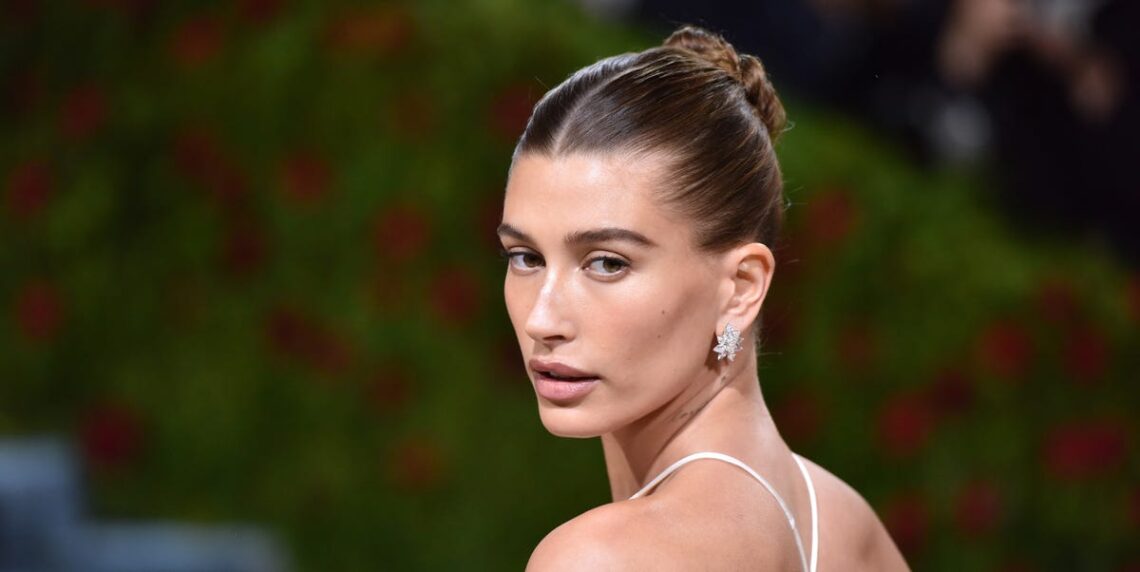 Here’s What Makeup Hailey Bieber Uses in Her Daily Routine