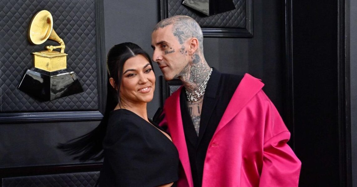 They Tied The Knot! Travis Barker & Kourtney Kardashian Get Married In Courthouse Ceremony