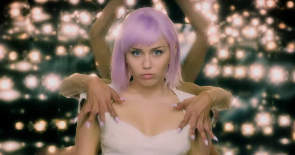 ‘Black Mirror’ Is Coming Back For A Sixth Season