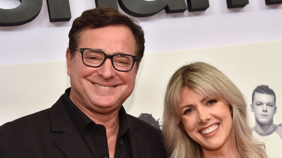 Kelly Rizzo Says She Misses Late Husband Bob Saget ‘Every Minute’