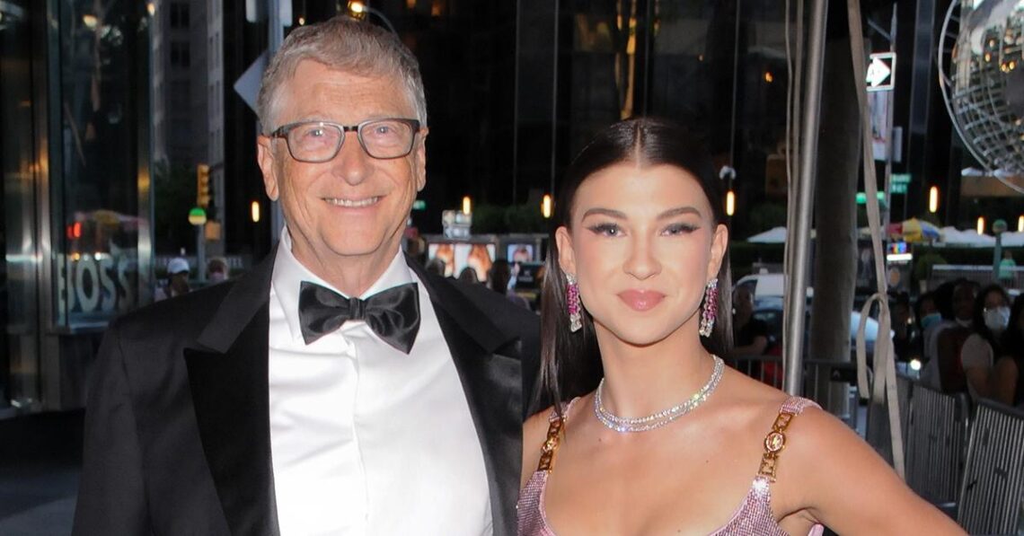 Bill Gates’ 19-Year-Old Daughter Phoebe Ignores Racist Trolls, Shares Another Loved-Up Shot With Mystery Man