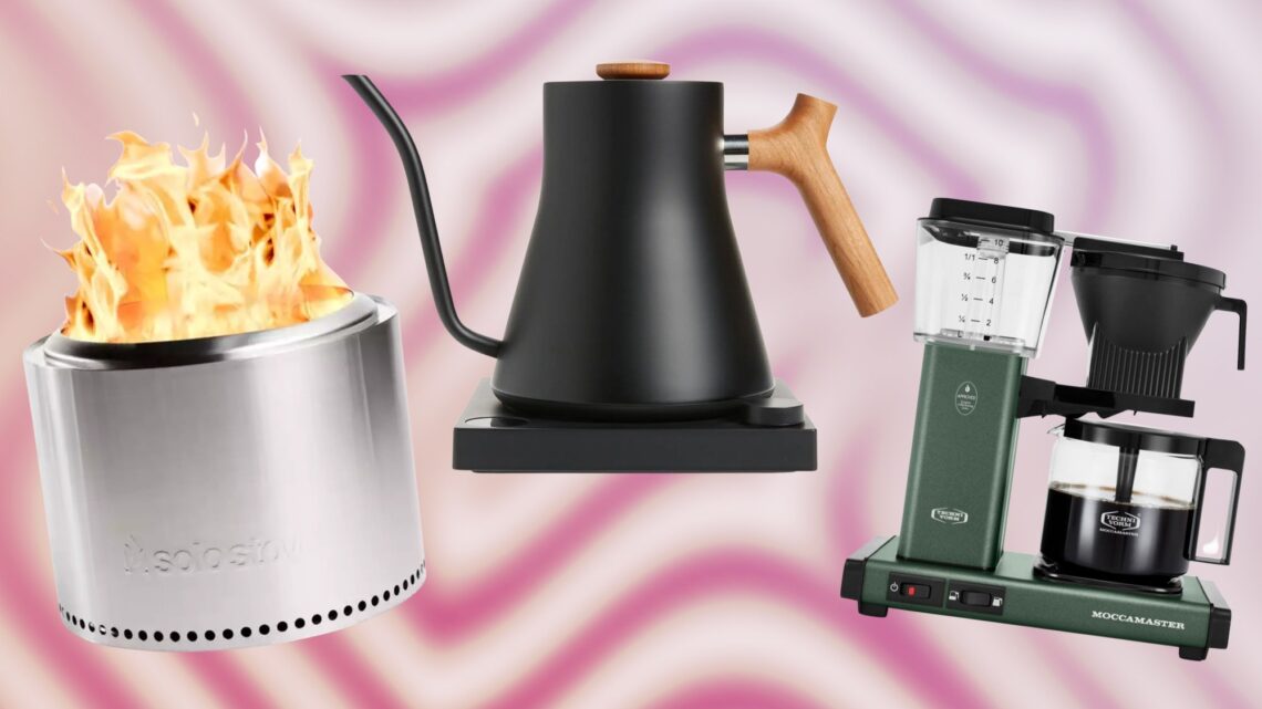 The Best Electric Kettle for Coffee Lovers Is 28% Off Right Now (Plus 7 Other Epic Gear Deals We’re Shopping)