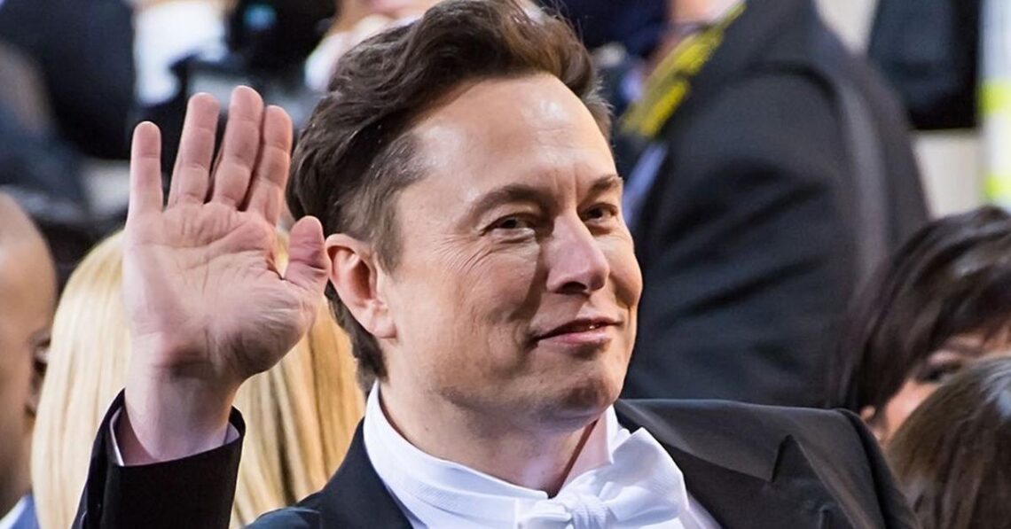 Elon Musk’s Secrets & Scandals: 10 Children With 3 Different Women, Mystery Lovers & Employee Lawsuits
