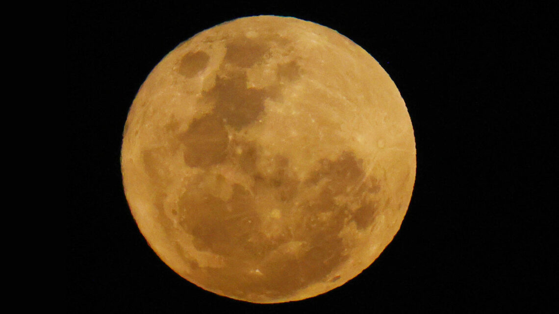 China plans to ‘take over the Moon’ Nasa boss warns, as race to build 1st lunar base heats up