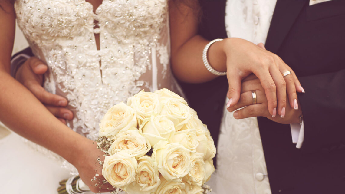 ‘Greedy’ bride slated for unusual wedding request & people think it’s ‘the worst’