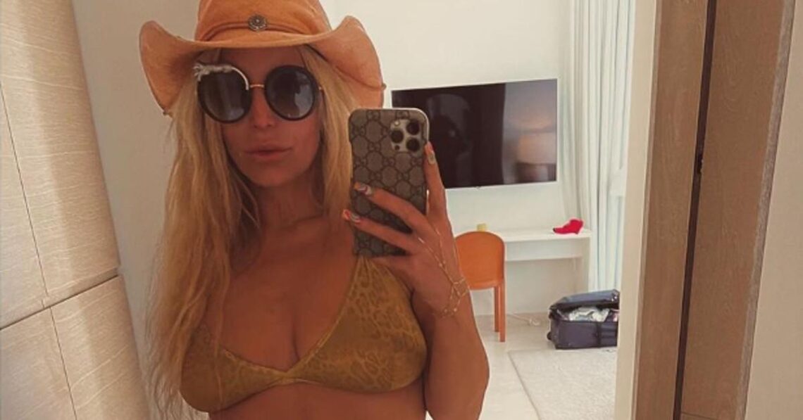 Jessica Simpson’s Best Social Media Snaps