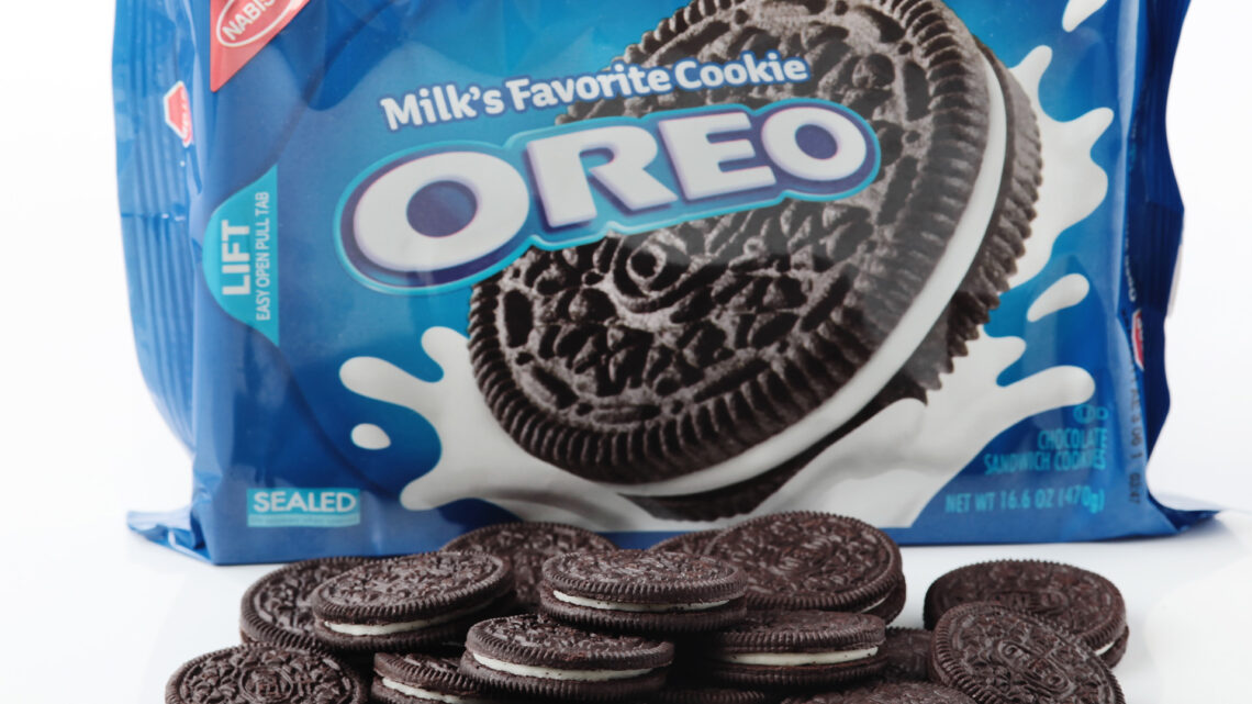 People are just realizing they’ve been eating Oreos all wrong – and right way to dip cookies prevents a mess