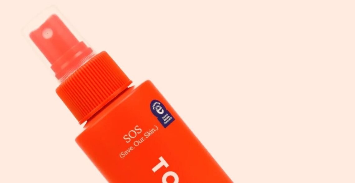 This Beloved Facial Spray Saved My Skin During Fashion Month