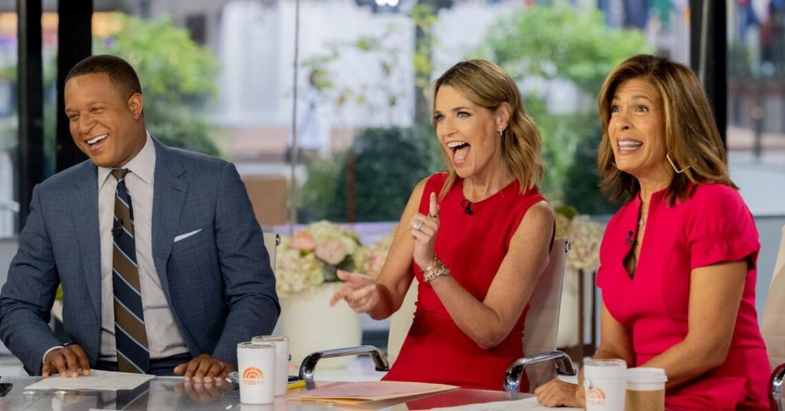 Better Together! ‘Today’ Stars Savannah Guthrie & Hoda Kotb Color Coordinate 2 Days In A Row After Feud Rumors