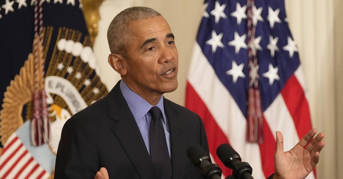 ‘Hey, Young Man’: Barack Obama Schools Rowdy Heckler Who Accuses Ex-Prez Of Aligning With Republicans