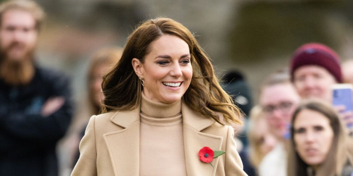 Kate Middleton Wears Monochrome Camel Outfit During Scarborough Engagement, Photos