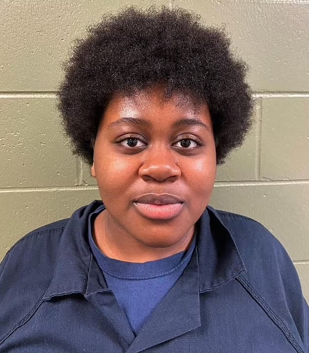 Pieper Lewis: Teenager Who Killed Her Accused Rapist Escapes From Woman’s Facility