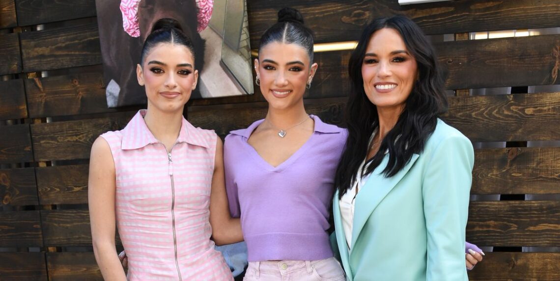 Charli D’Amelio Stopped Her Mom From Quitting “Dancing With the Stars”