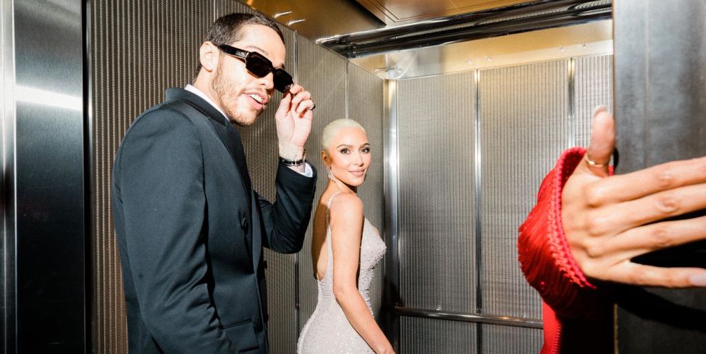 Fans Think Pete Davidson Was Edited Out of ‘The Kardashians’ and Are “Absolutely Fuming”