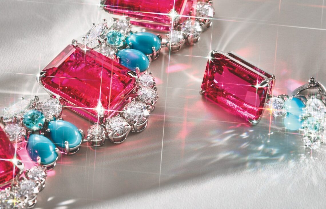 Harry Winston’s Latest Collection Embarks on a Luxurious Getaway