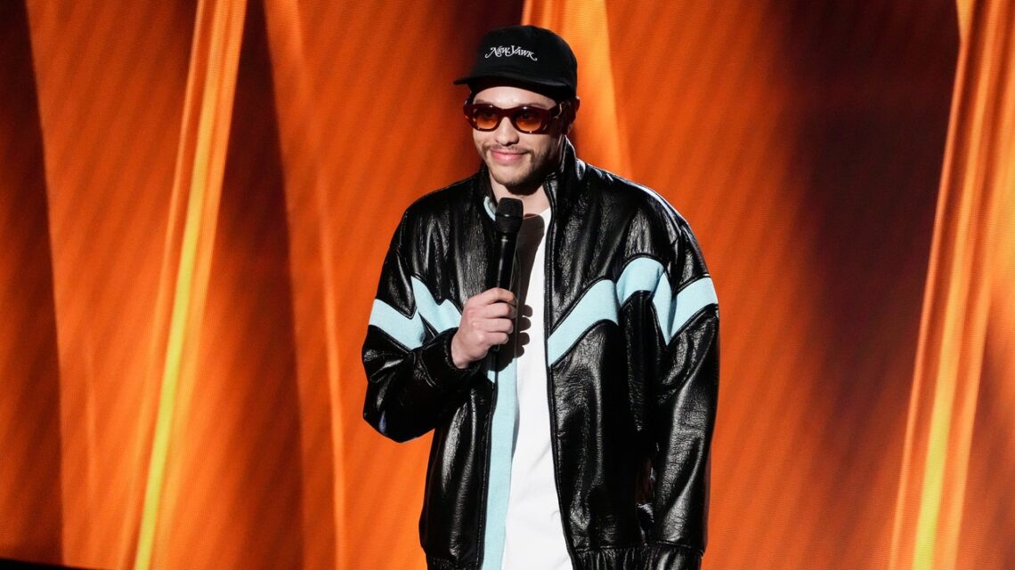 Sound the Alarm: Pete Davidson and Emily Ratajkowski Photographed Together