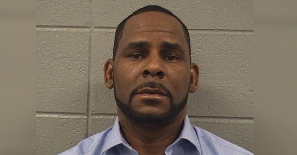 No Turkey For You! Incarcerated R. Kelly Forced To Eat Chicken On Thanksgiving, Prison Offering Walk-A-Thon