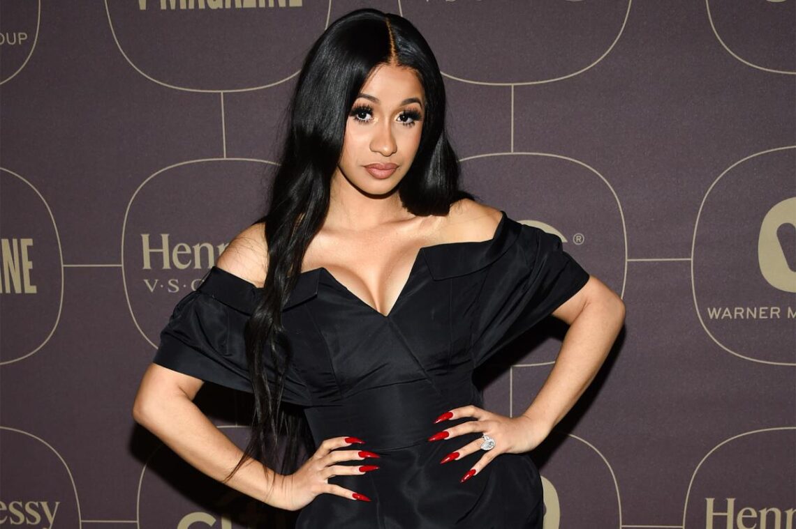 Cardi B to make surprise performance at 2022 AMAs