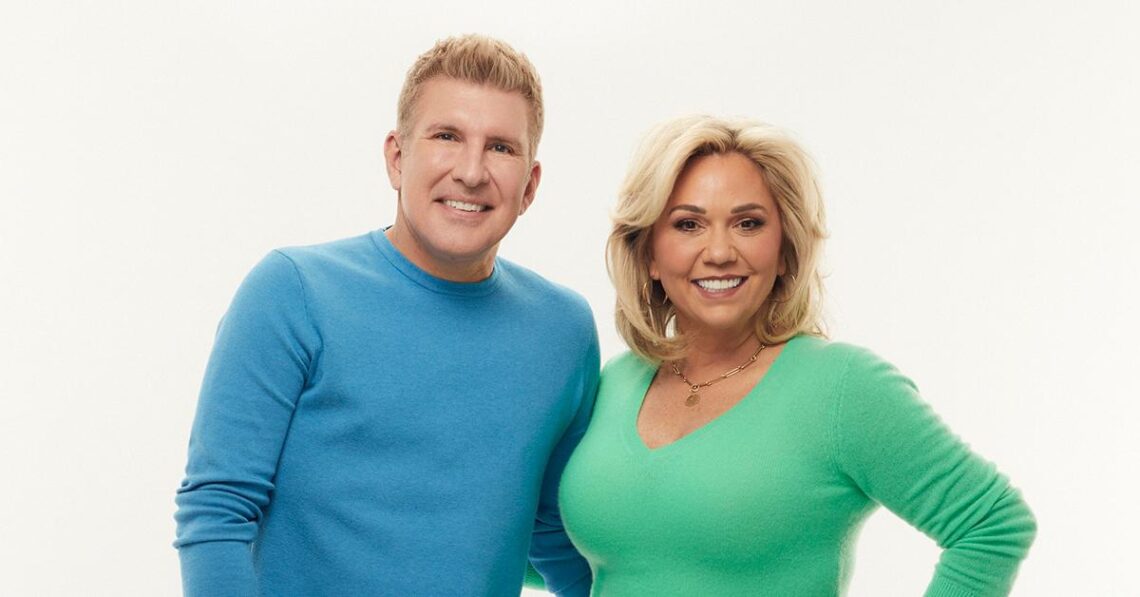 Homemade Vs. Prison Food: What Todd & Julie Chrisley Would Have Eaten For Thanksgiving IF Judge Ordered Them To Serve Sentences Immediately