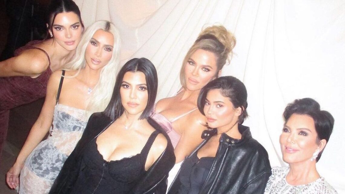 The Kardashians Embraced the ‘Bridgerton’ Aesthetic This Thanksgiving