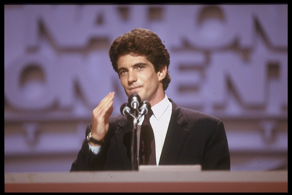 JFK Jr. Young Photos – John F. Kennedy Jr. Young Birthday Death Carolyn Bessette