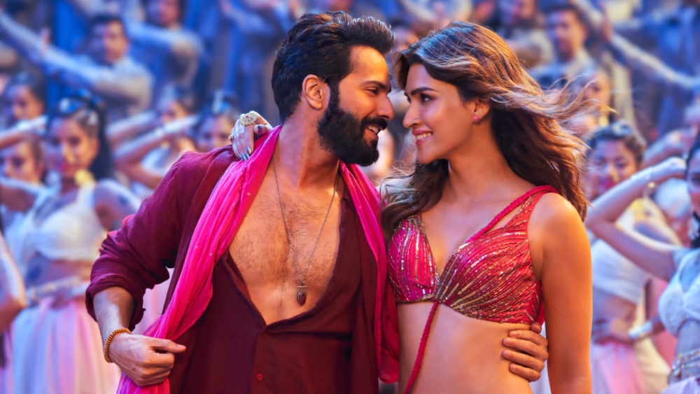 ‘Bhediya’ Review: Overlong Bollywood Werewolf Comedy Delivers Powerful Environmental Message