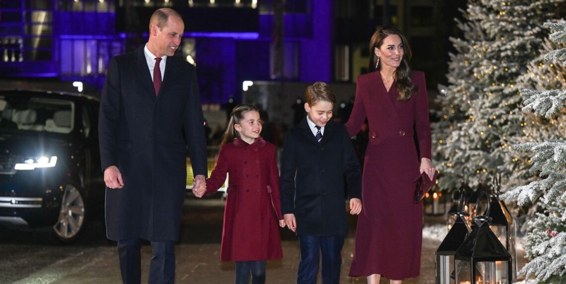 Kate Middleton Wears a Lush Maroon Gown to the 2022 Christmas Carol Service