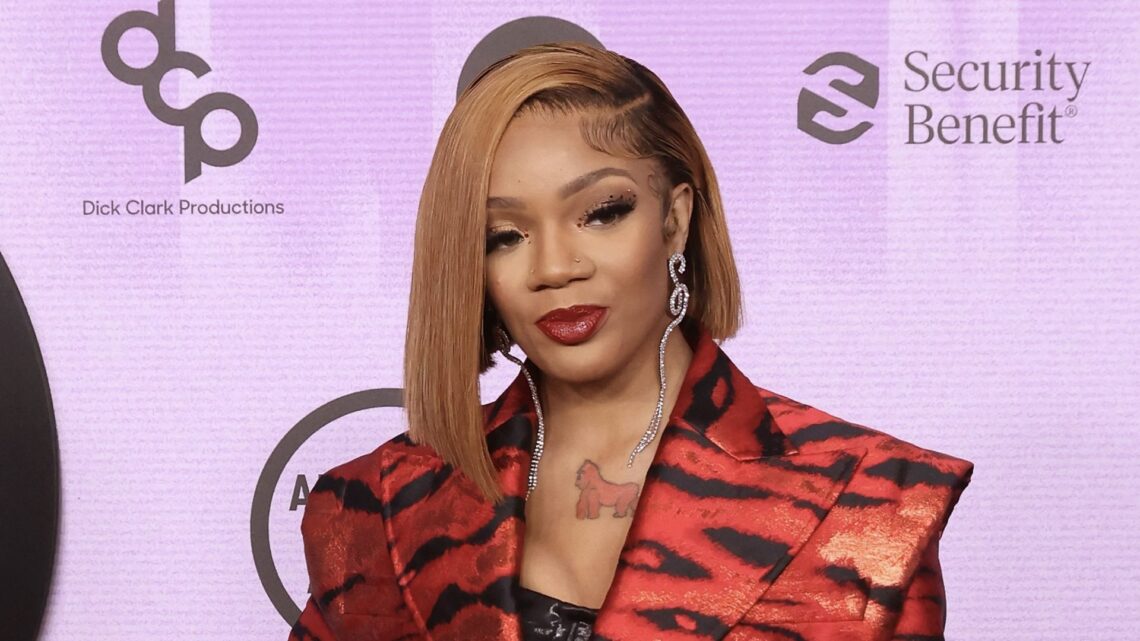 GloRilla Responds To Fan Who Says She’s ‘Paying People Starvation Wages’ With $550/Week Personal Assistant Job