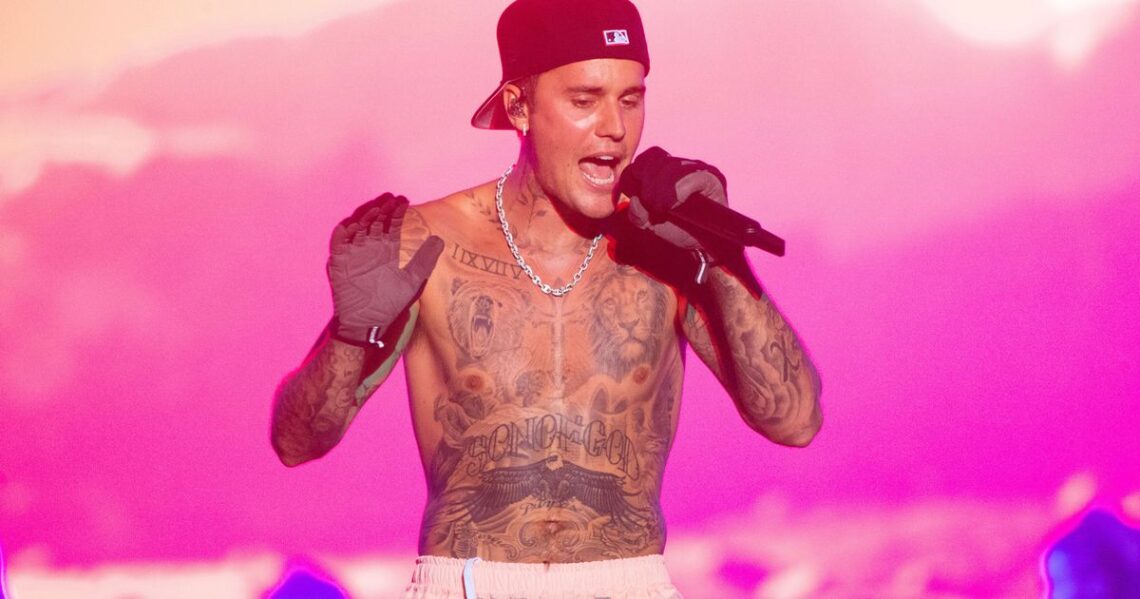 Justin Bieber Blasts H&M For Putting His Face On ‘Trash’ Clothes, Says Not To Buy Them