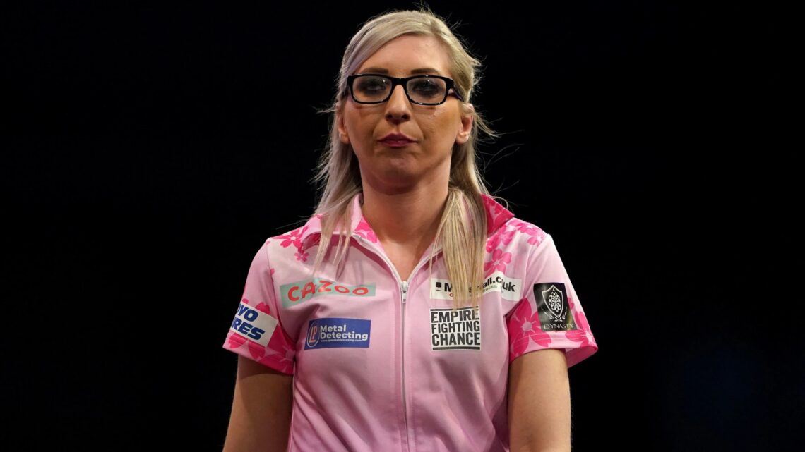 Fallon Sherrock OUT of Darts World Championships after losing 3-1 to Ricky Evans who dressed as Santa Claus for occasion