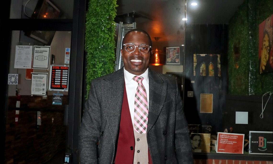 Lamor Whitehead Denies Fraud & Extortion Charges After Arrest