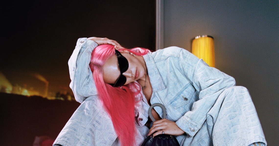 Kate Moss Revived Her Pink Hair For Marc Jacobs